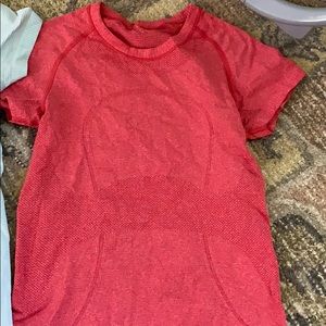 Lululemon Swiftly Tech top ✌️